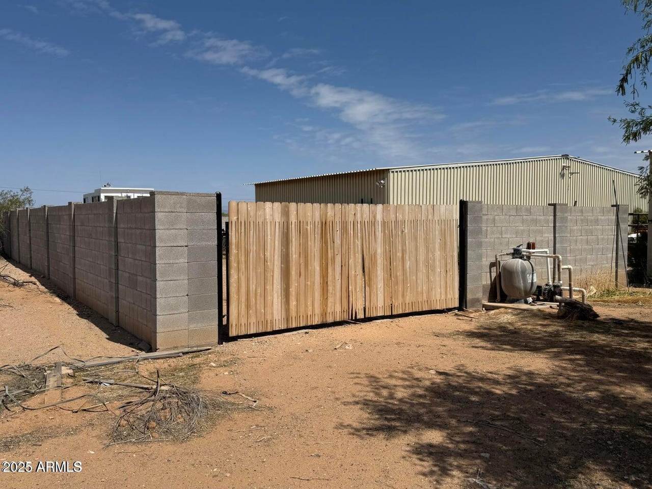 22095 223RD Avenue - Photo 1