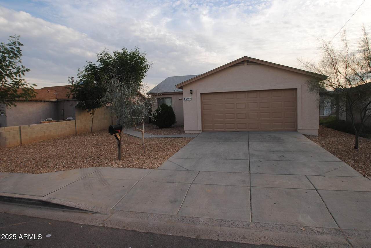 1309 Mohave Street - Photo 1