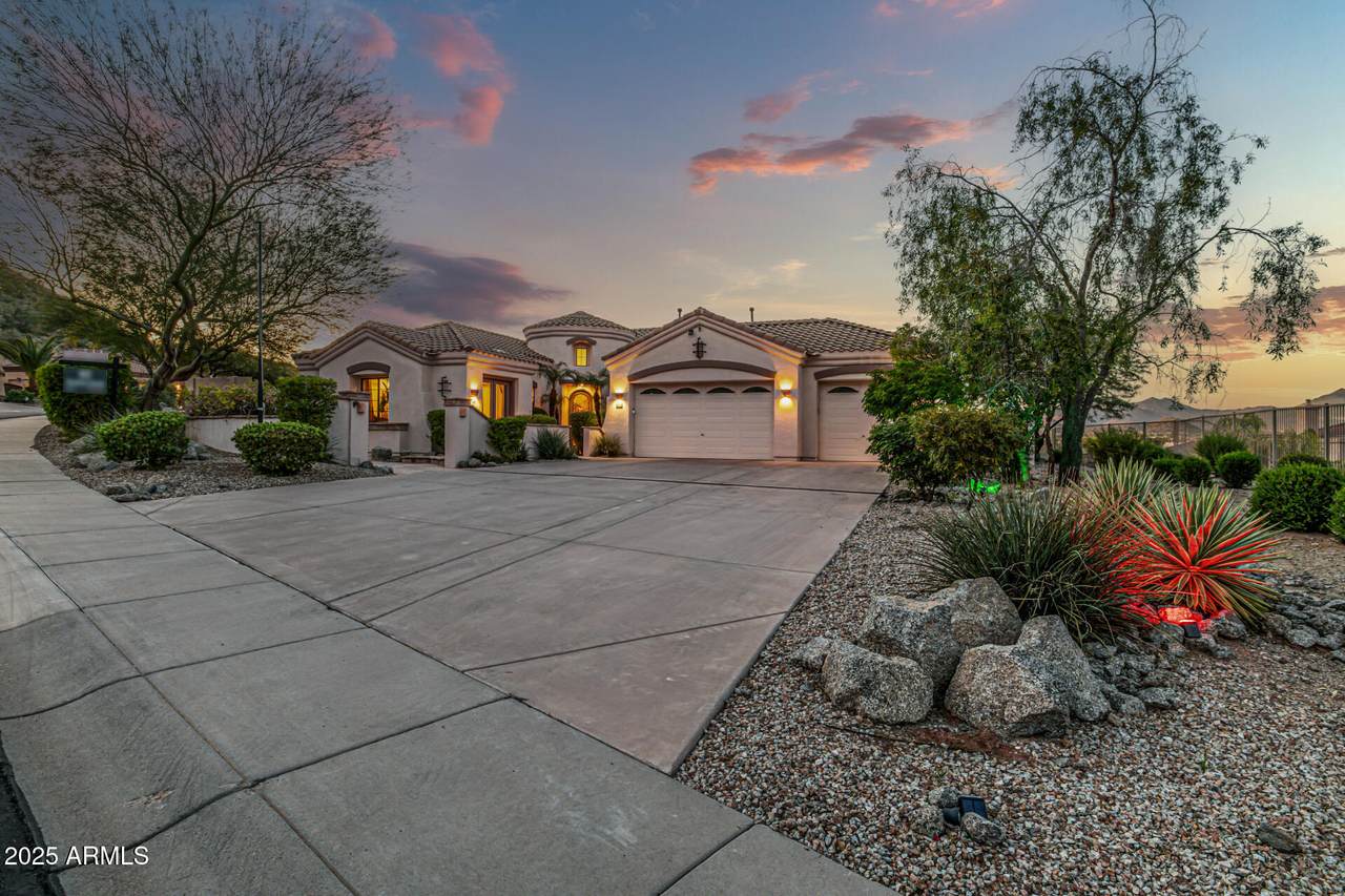 9762 Inglewood Circle - Photo 1