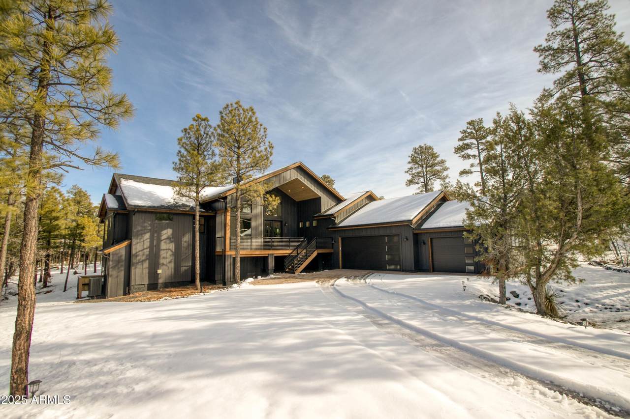 4500 Hackberry Lane - Photo 1