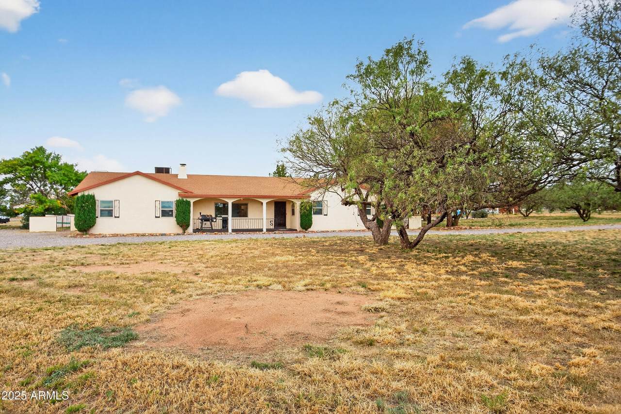 2602 Kiowa Street - Photo 1
