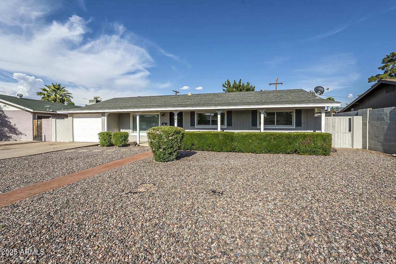 481 Sunset Drive - Photo 1