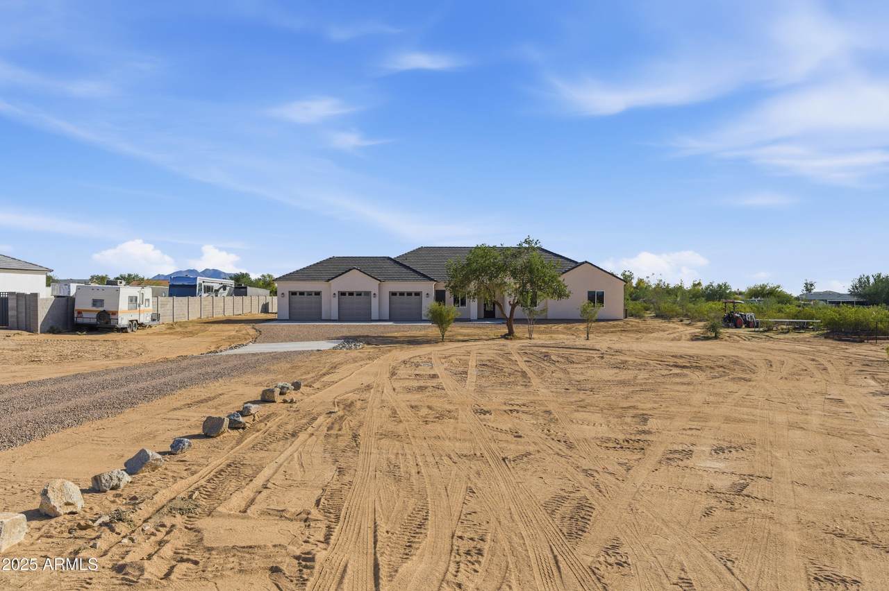 10039 Burris Road - Photo 1