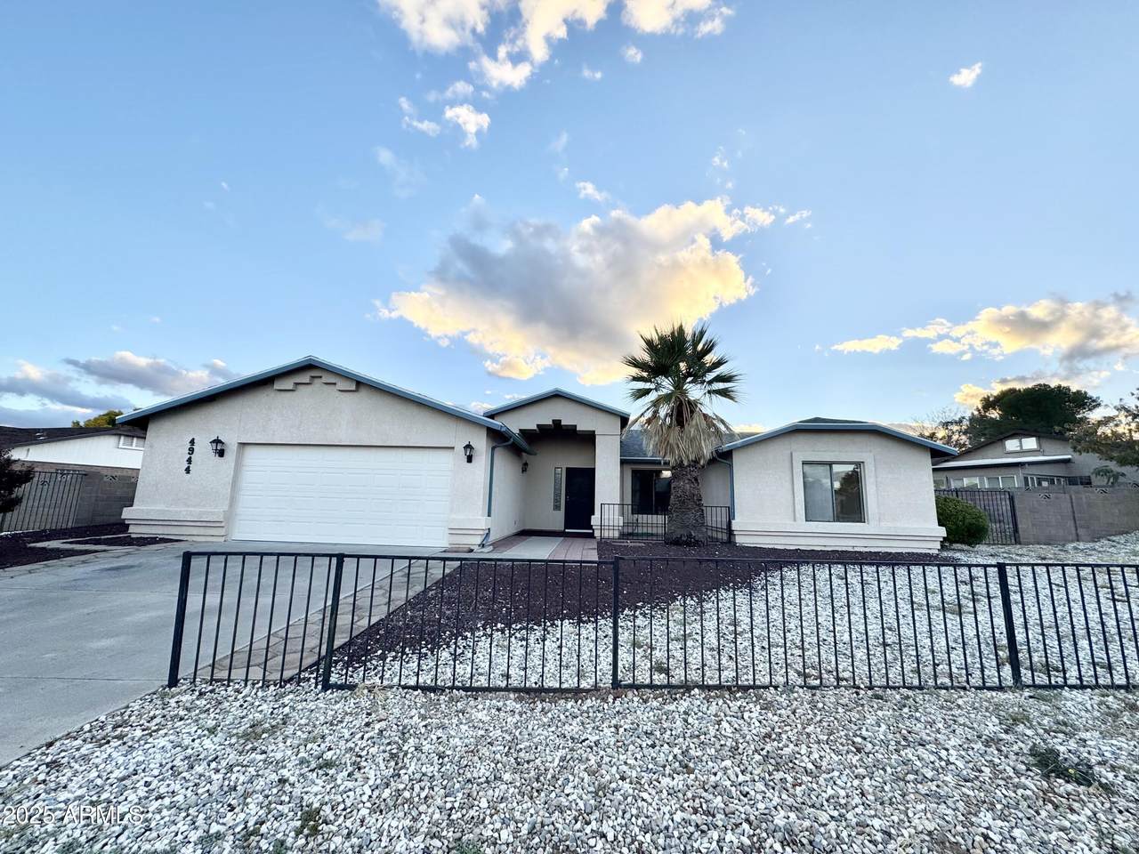 4944 La Canada Drive - Photo 1