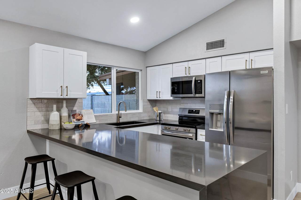 9118 68TH Lane - Photo 1