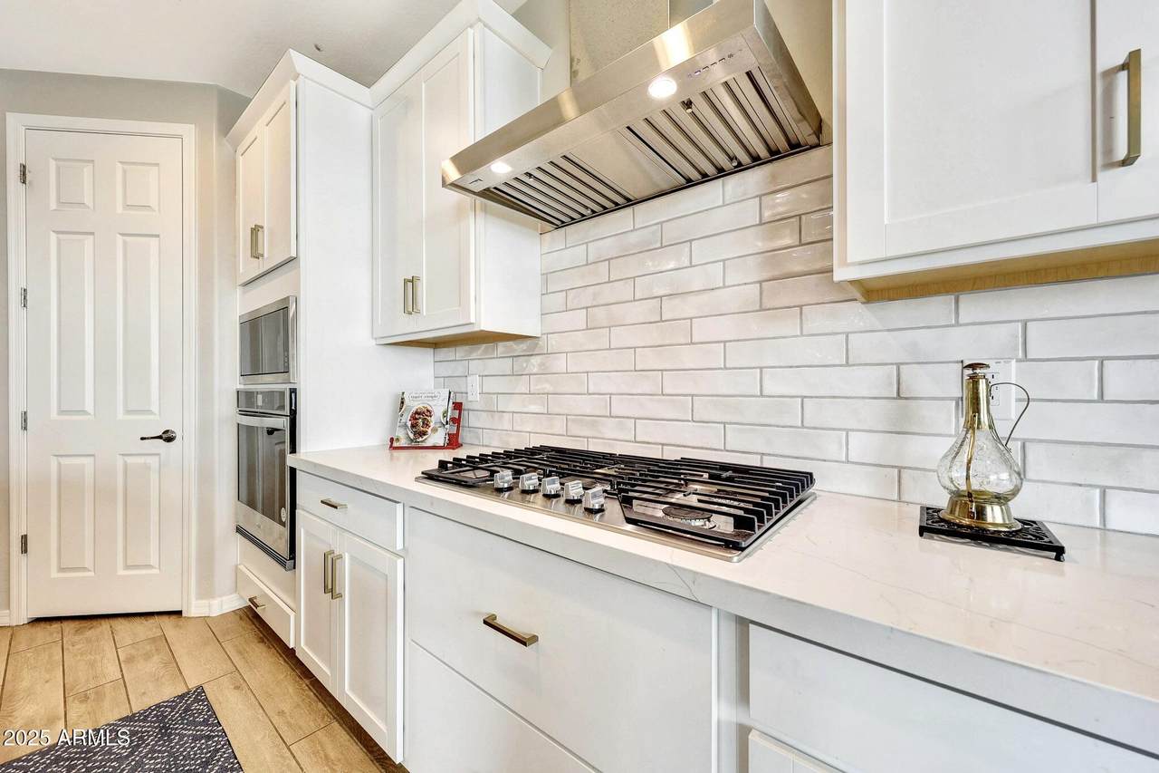 5115 181ST Drive - Photo 1