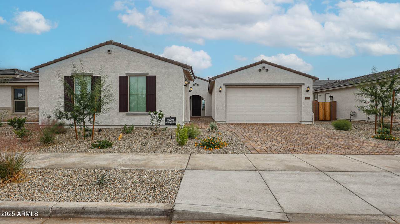 25095 171ST Avenue - Photo 1