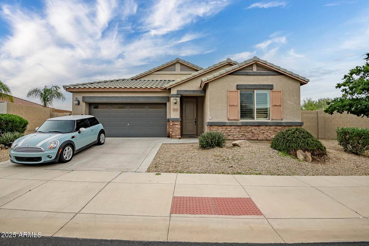 5215 Desert Vista Trail - Photo 1