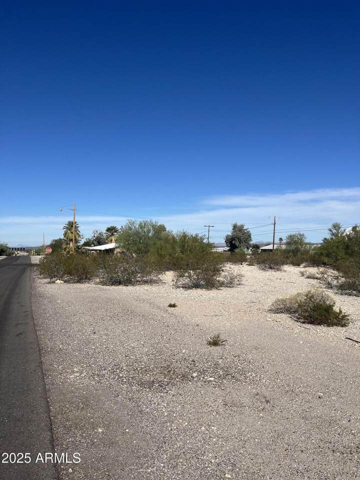 1350 Sartillion Avenue - Photo 1