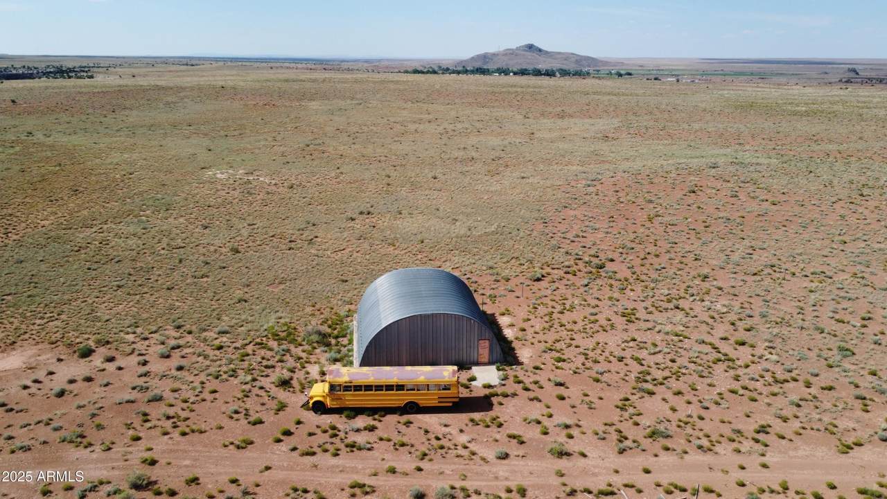 6260 Snowflake-Woodruff Road - Photo 1