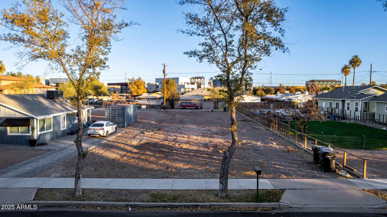 130 Park Avenue - Photo 1