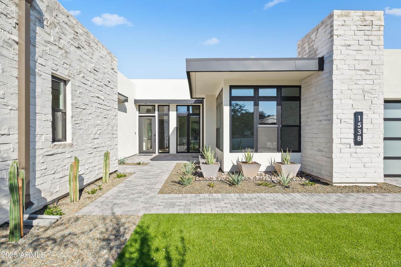 1538 Wagon Wheel Drive - Photo 1