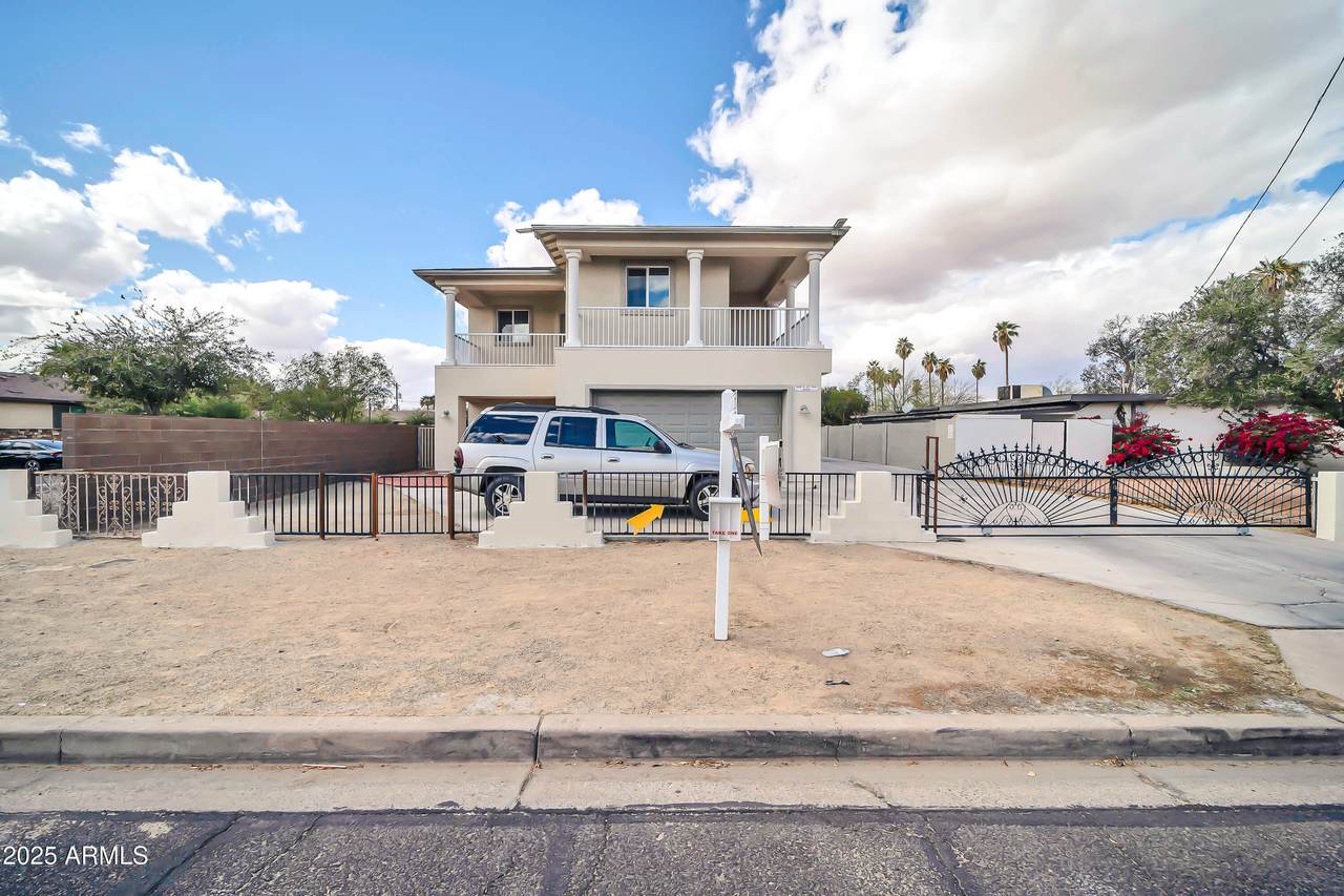 5338 21ST Avenue - Photo 1