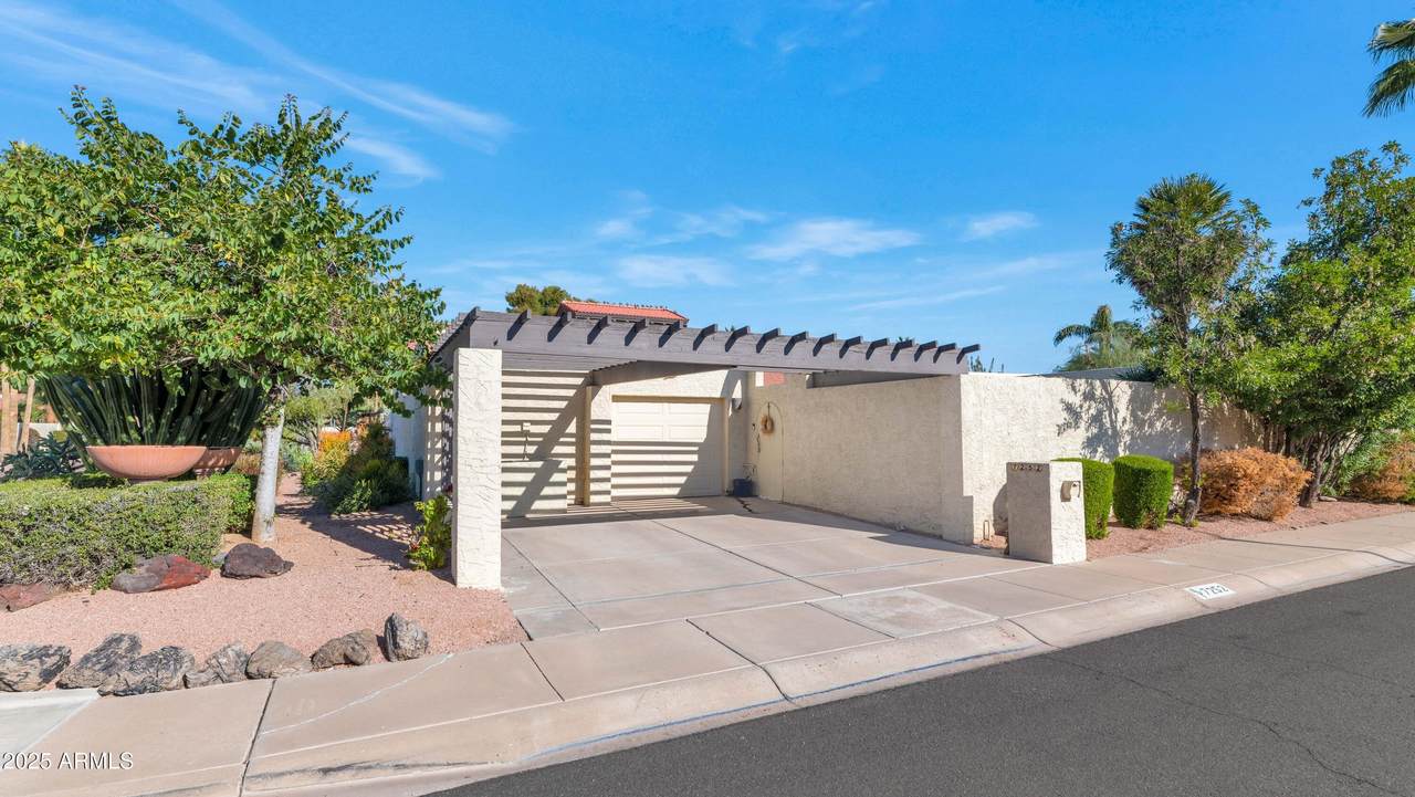7252 Maverick Road - Photo 1