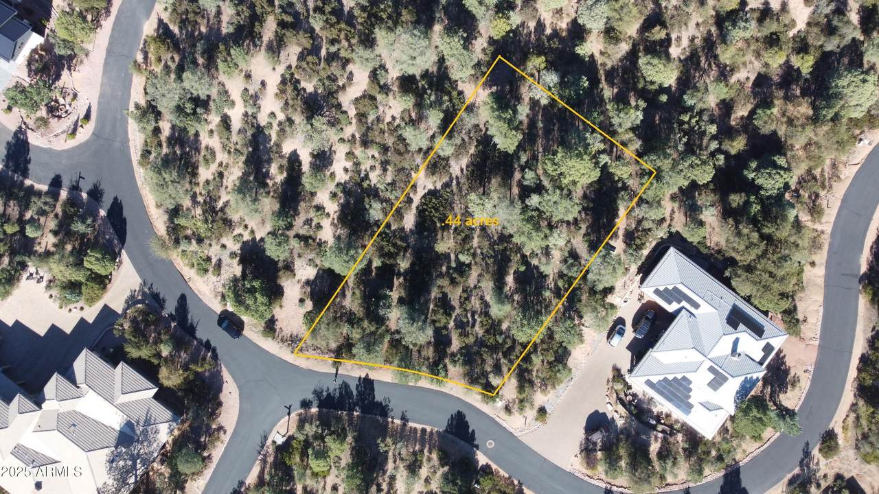 201 Crescent Moon - Photo 1