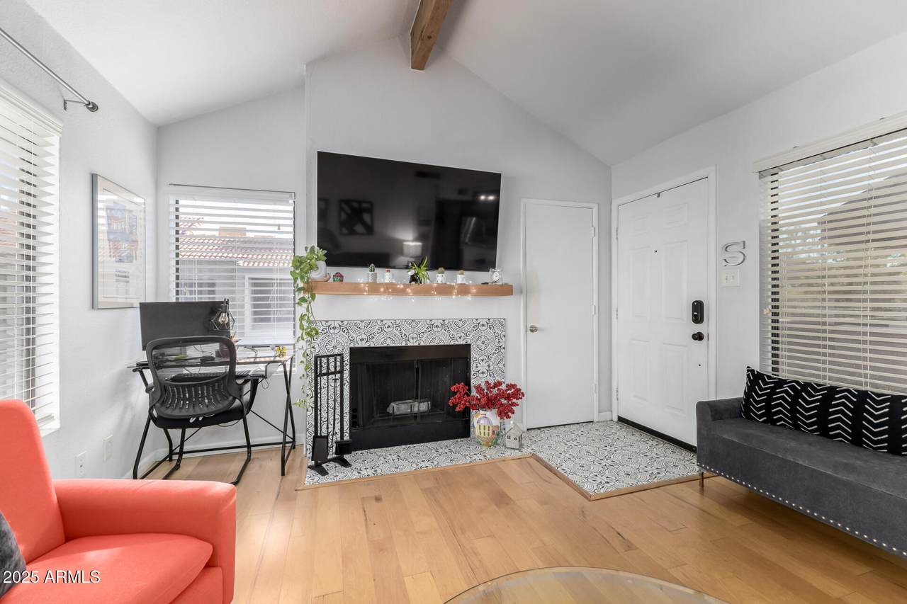 5122 Shea Boulevard - Photo 1