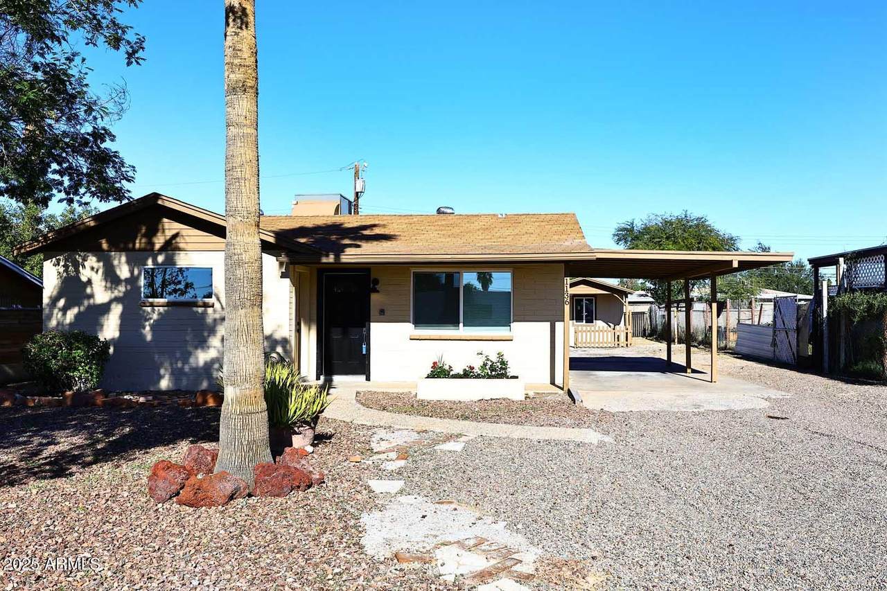 1136 Eva Street - Photo 1