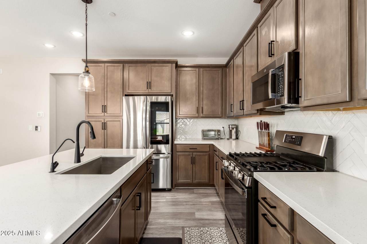759 Lark Street - Photo 1