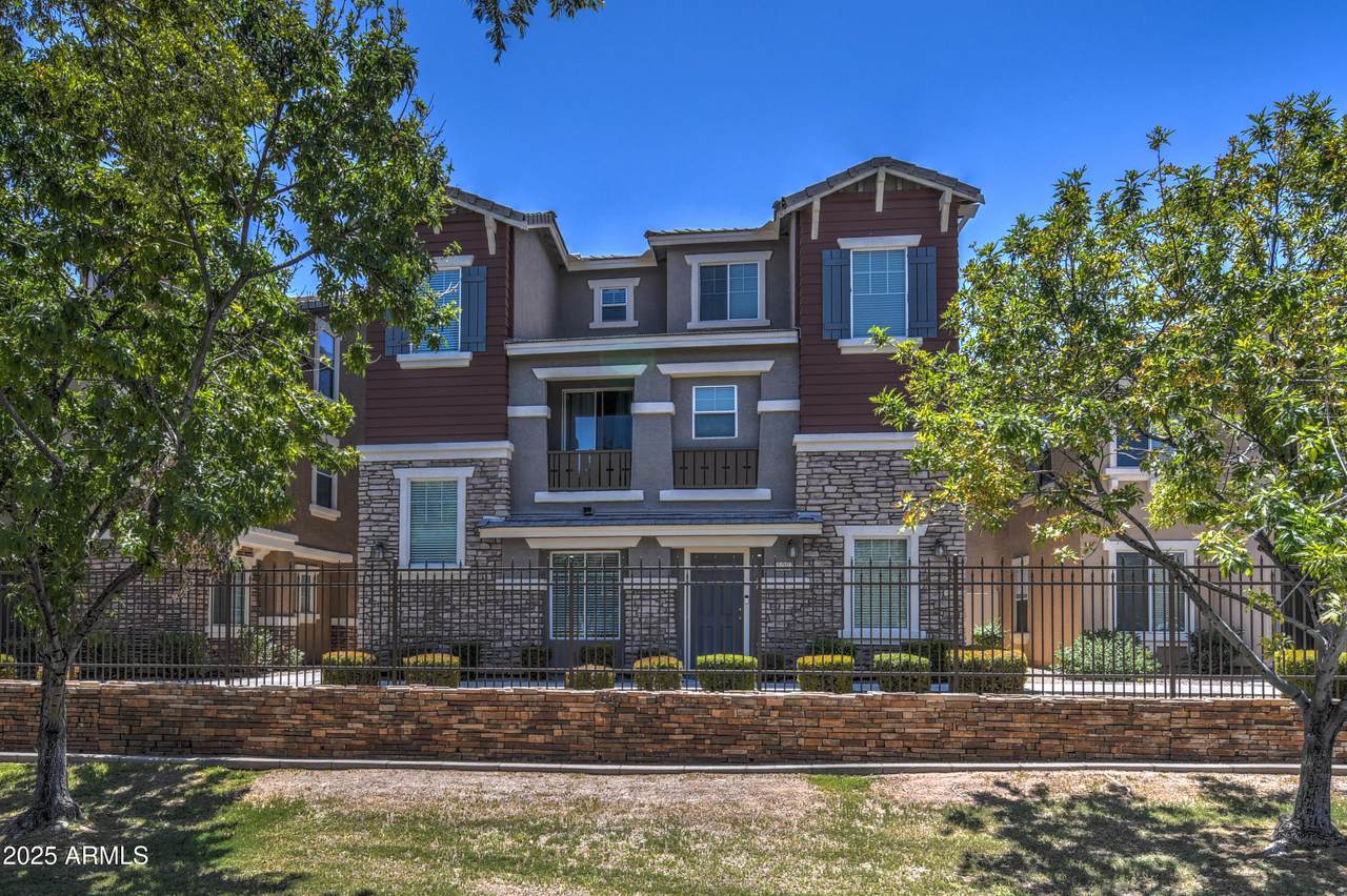 134 Campbell Court - Photo 1