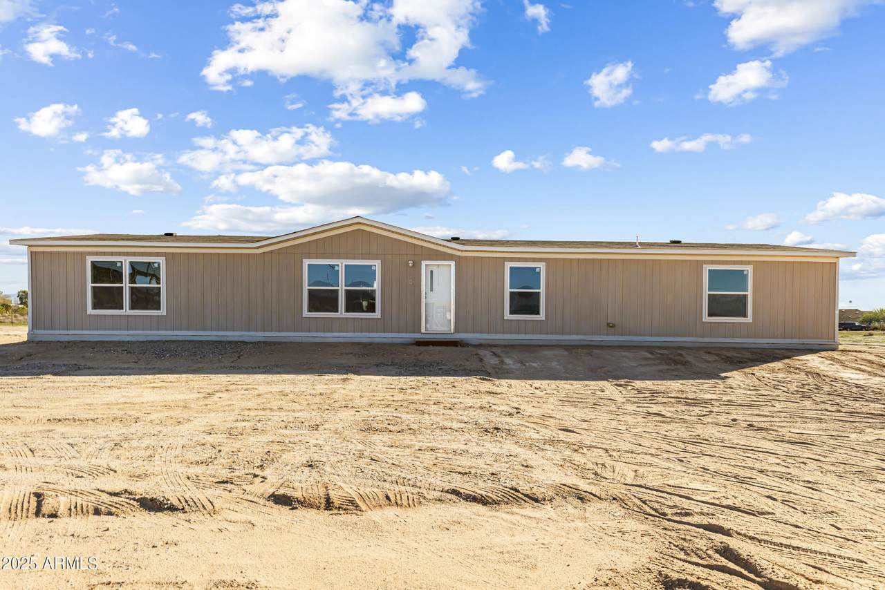 37809 Illini Street - Photo 1