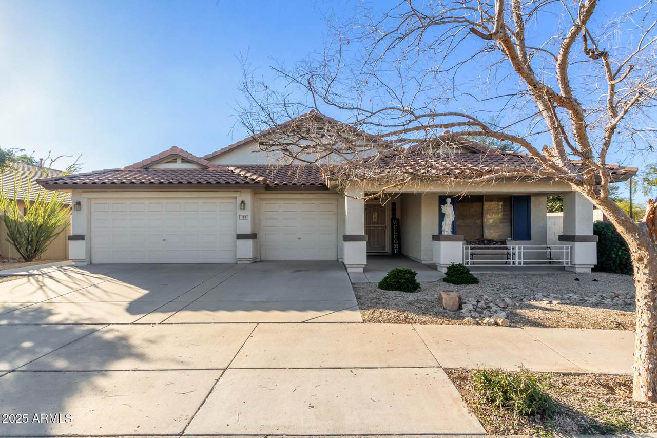 128 166TH Lane - Photo 1