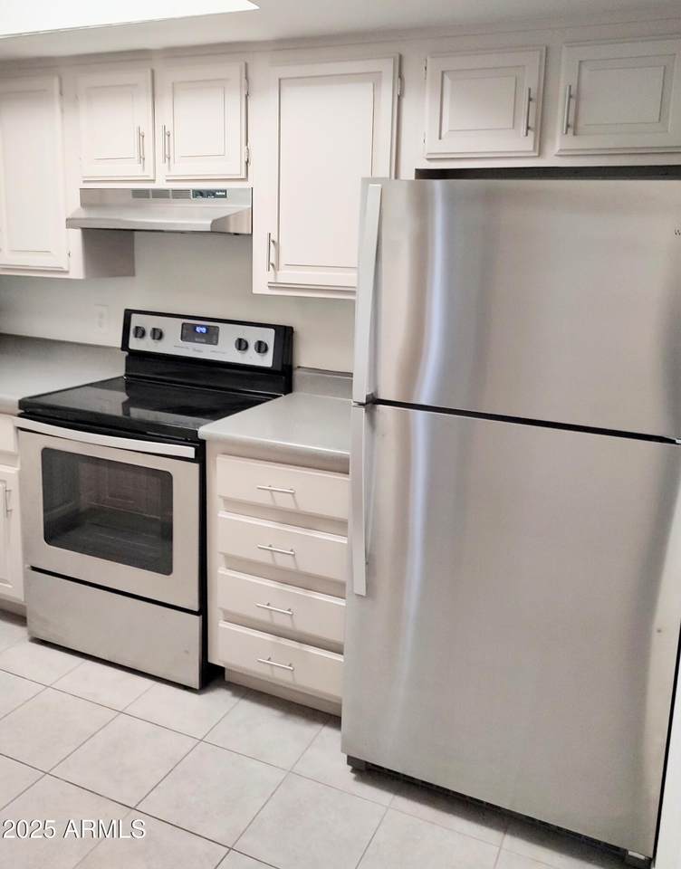 461 Holmes Avenue - Photo 1