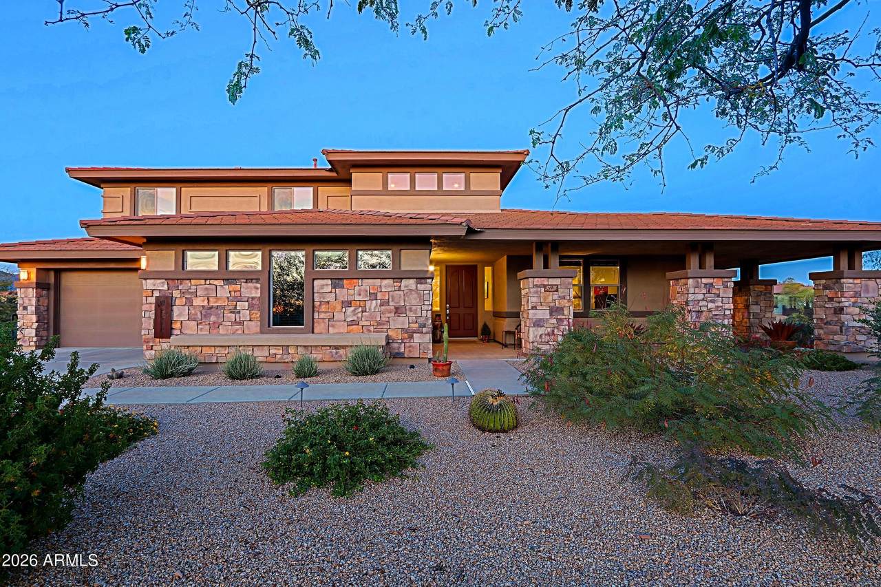 37135 97TH Way - Photo 1