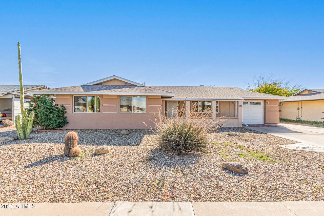 11811 Desert Hills Drive - Photo 1