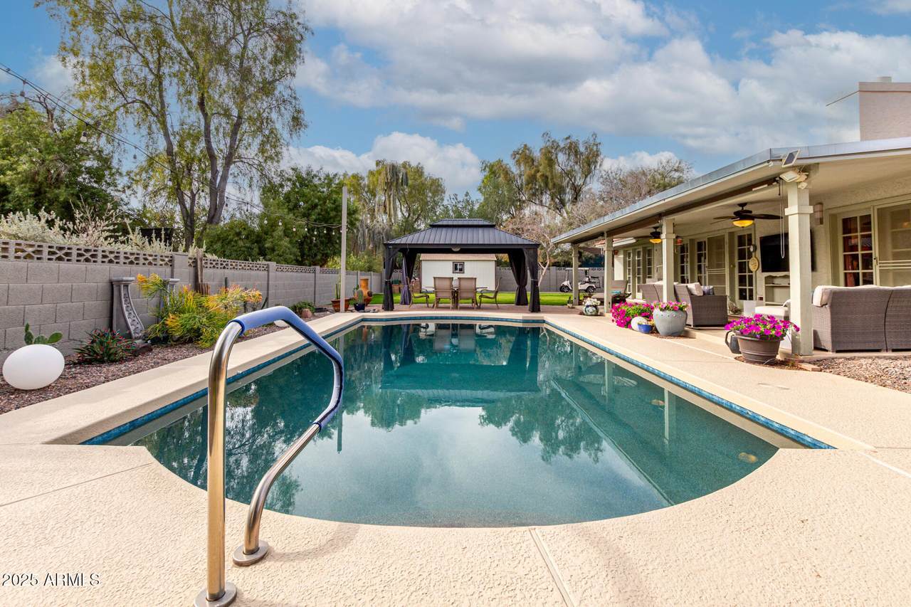 2129 Jensen Street - Photo 1