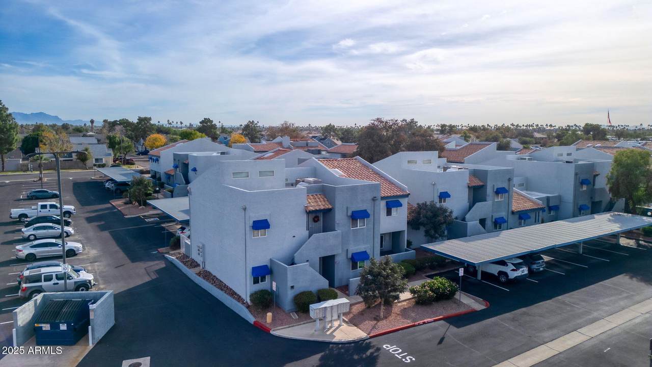 220 22ND Place - Photo 1