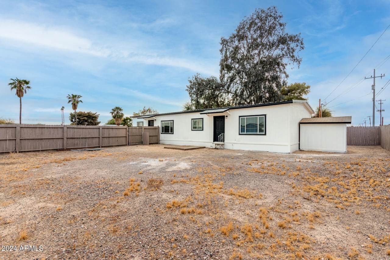 204 Baseline Road - Photo 1