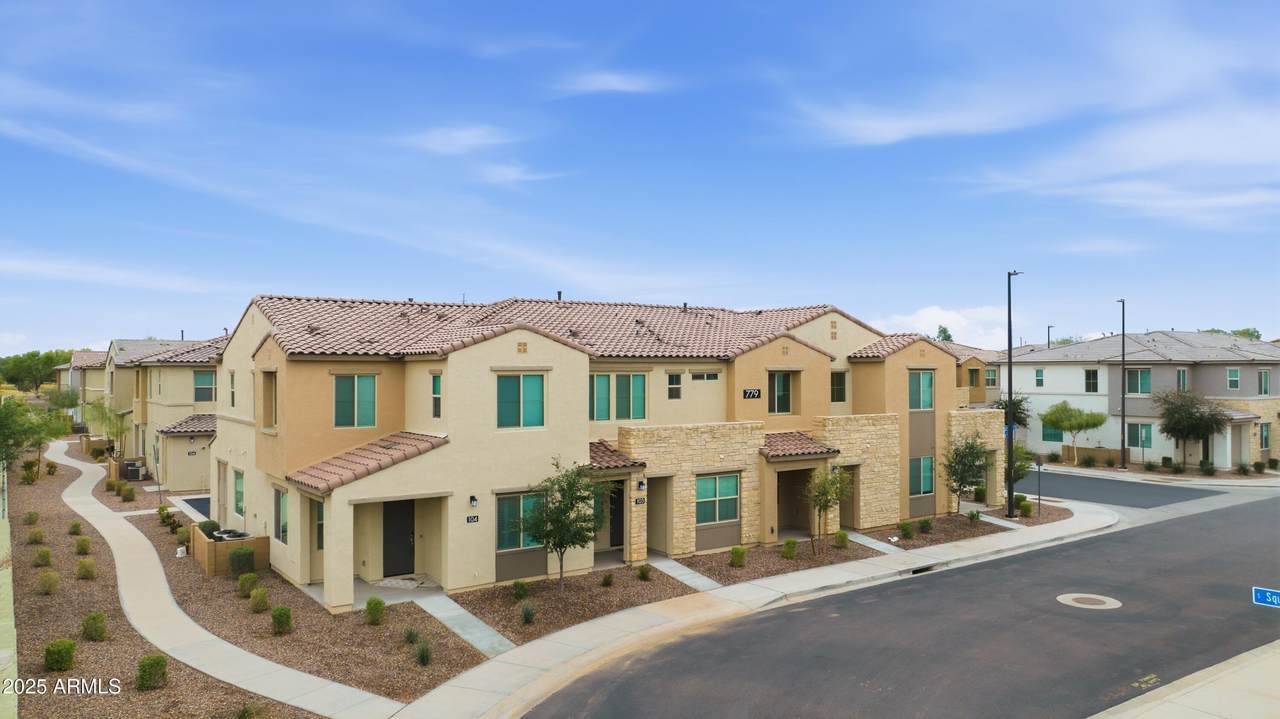 779 Doral Avenue - Photo 1