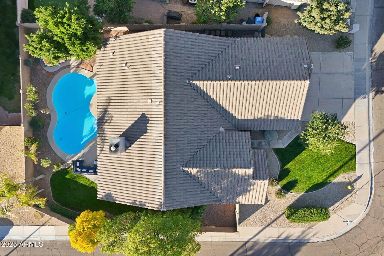 804 Jamaica Way - Photo 1