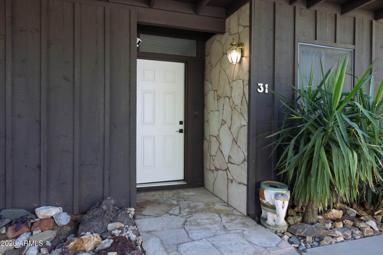 1450 Bethany Home Road - Photo 1