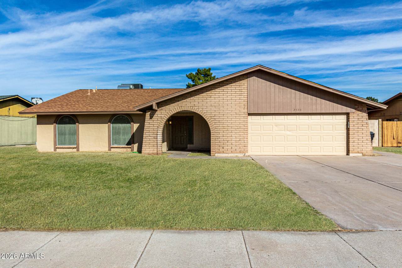 2540 Roveen Avenue - Photo 1