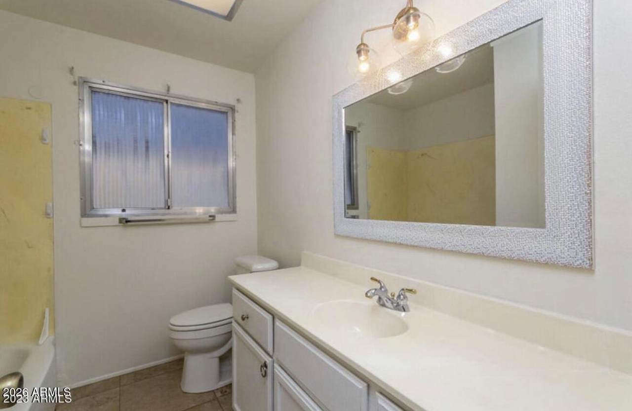 13021 113TH Avenue - Photo 1