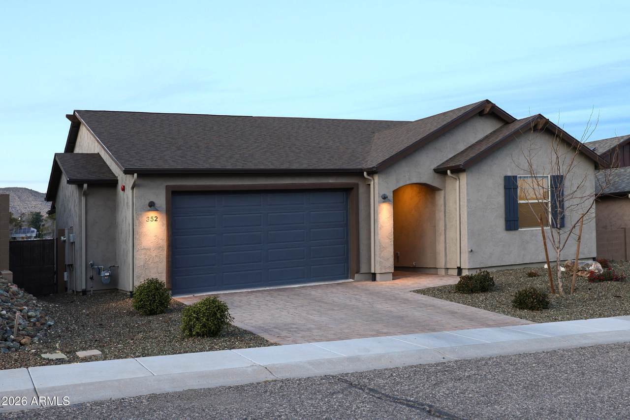 352 Malachite Road - Photo 1