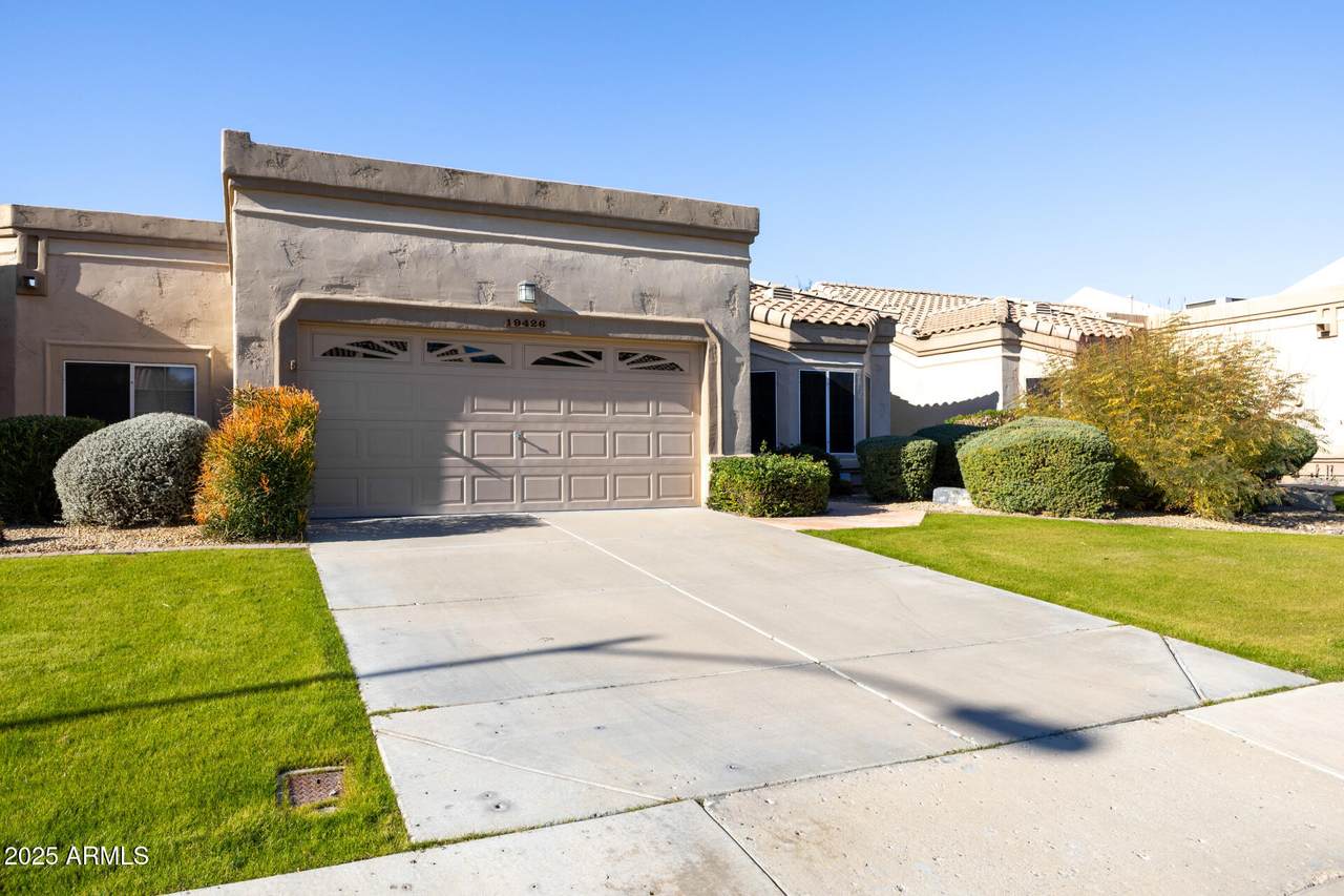 19426 84TH Avenue - Photo 1