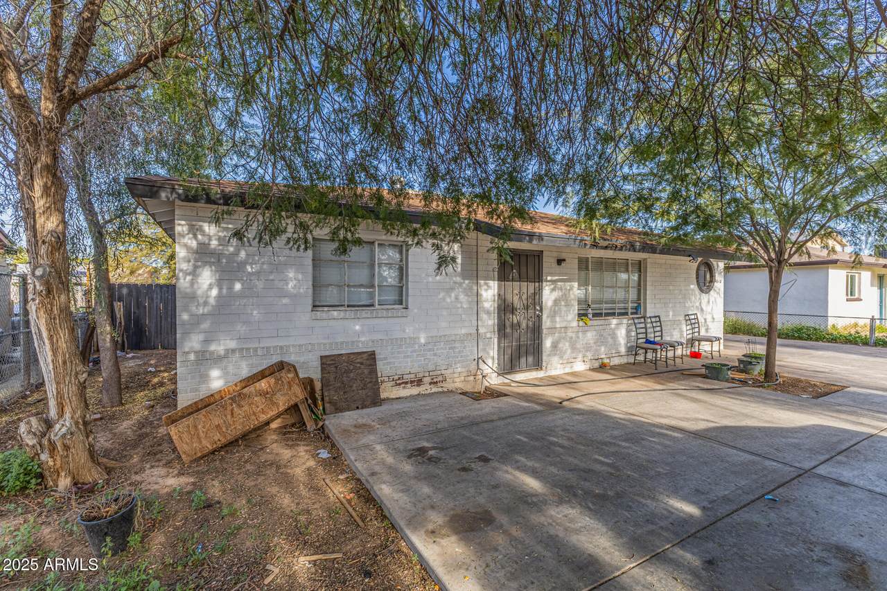 4610 Indianola Avenue - Photo 1