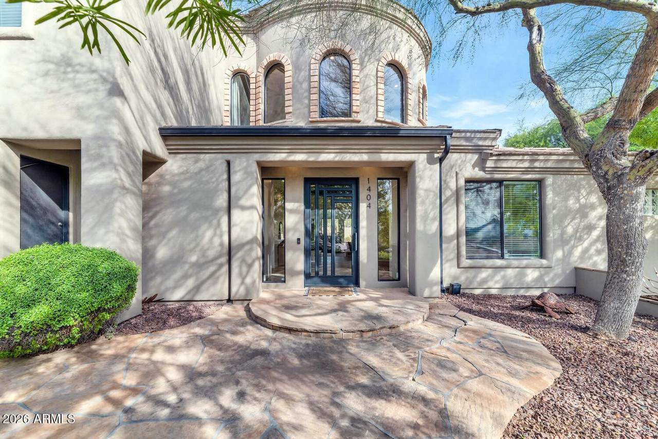 1404 Michelle Drive - Photo 1