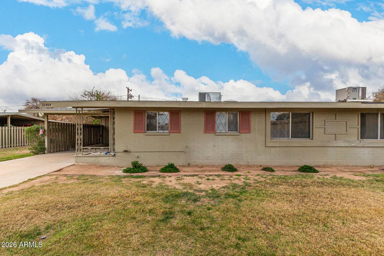 12404 103RD Avenue - Photo 1