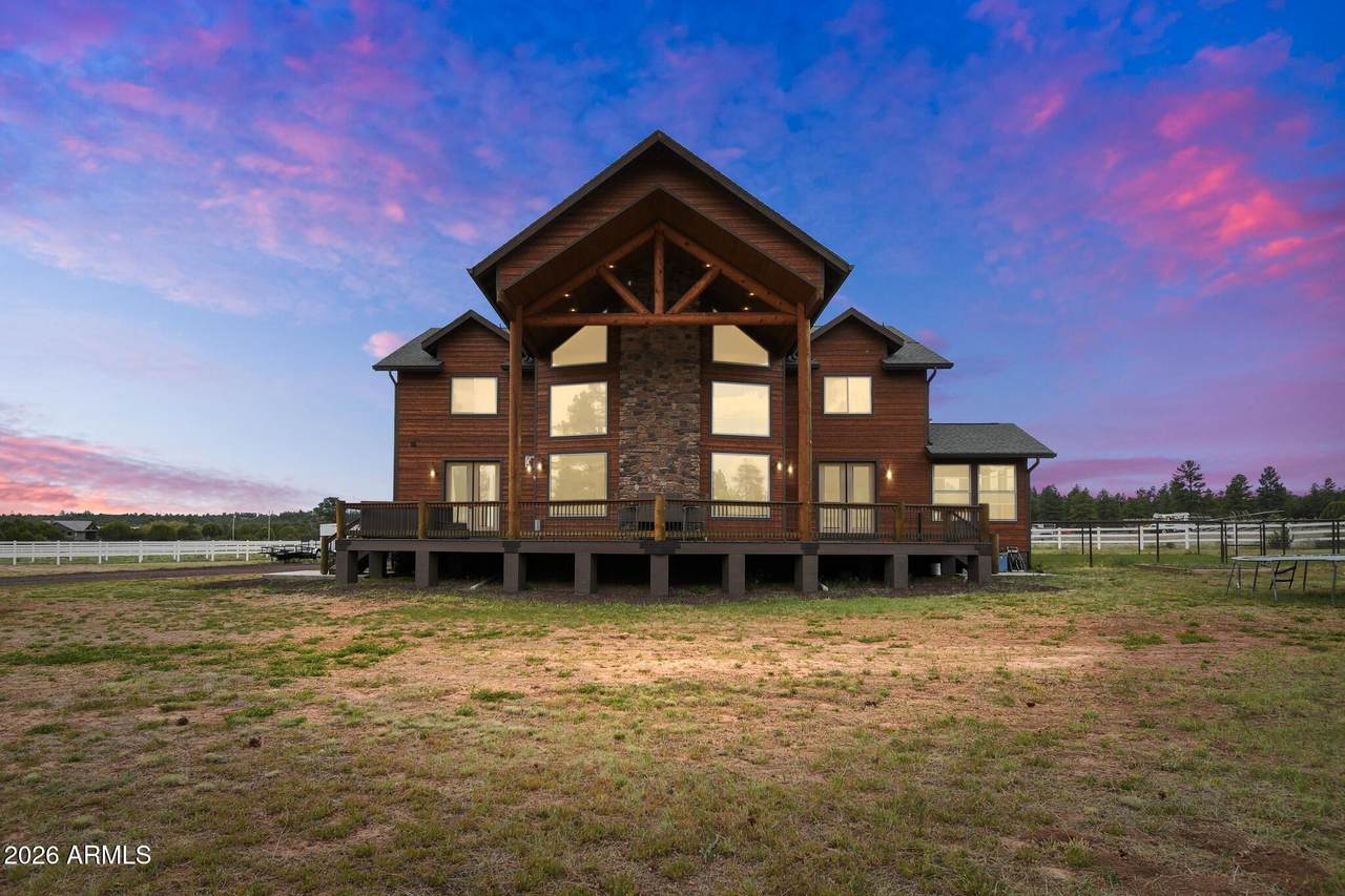 816 Fern Way - Photo 1