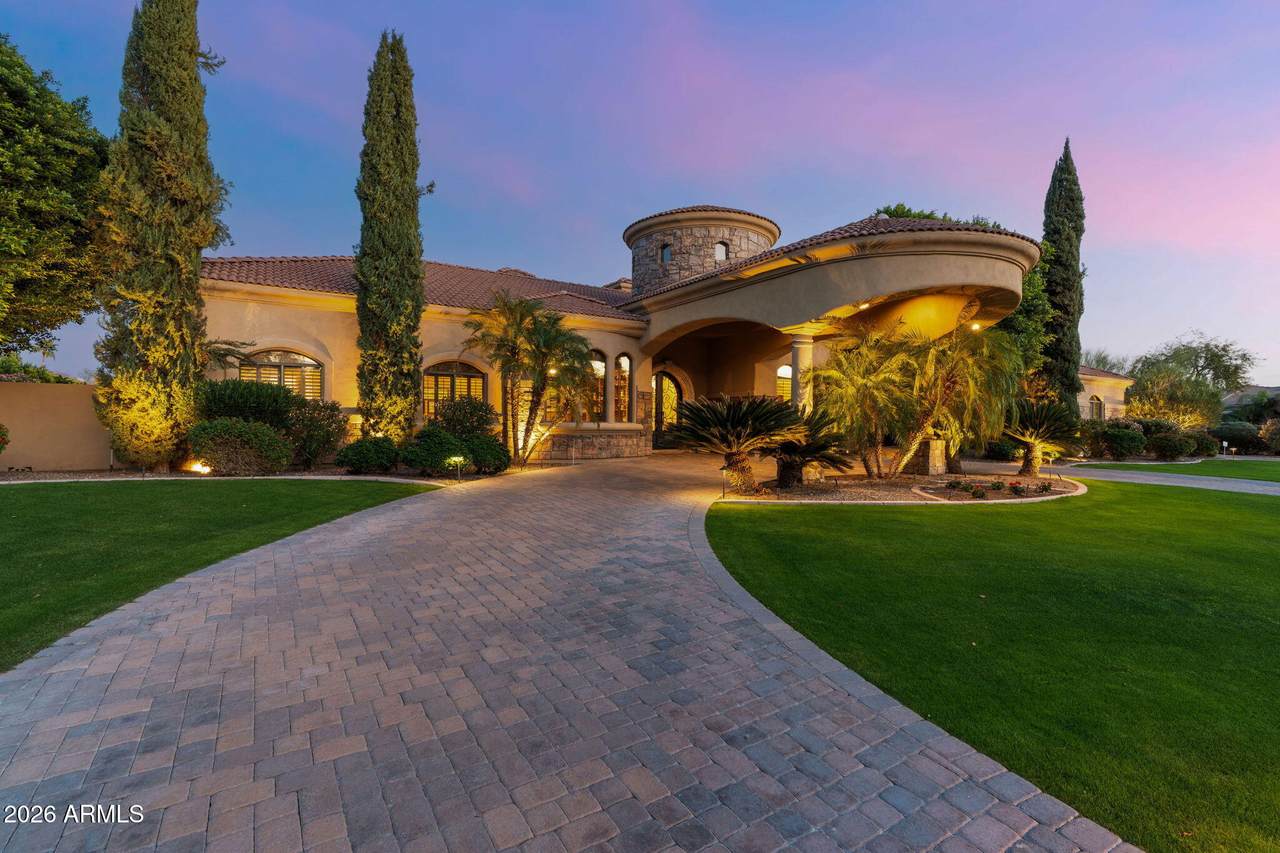 11087 Ironwood Drive - Photo 1