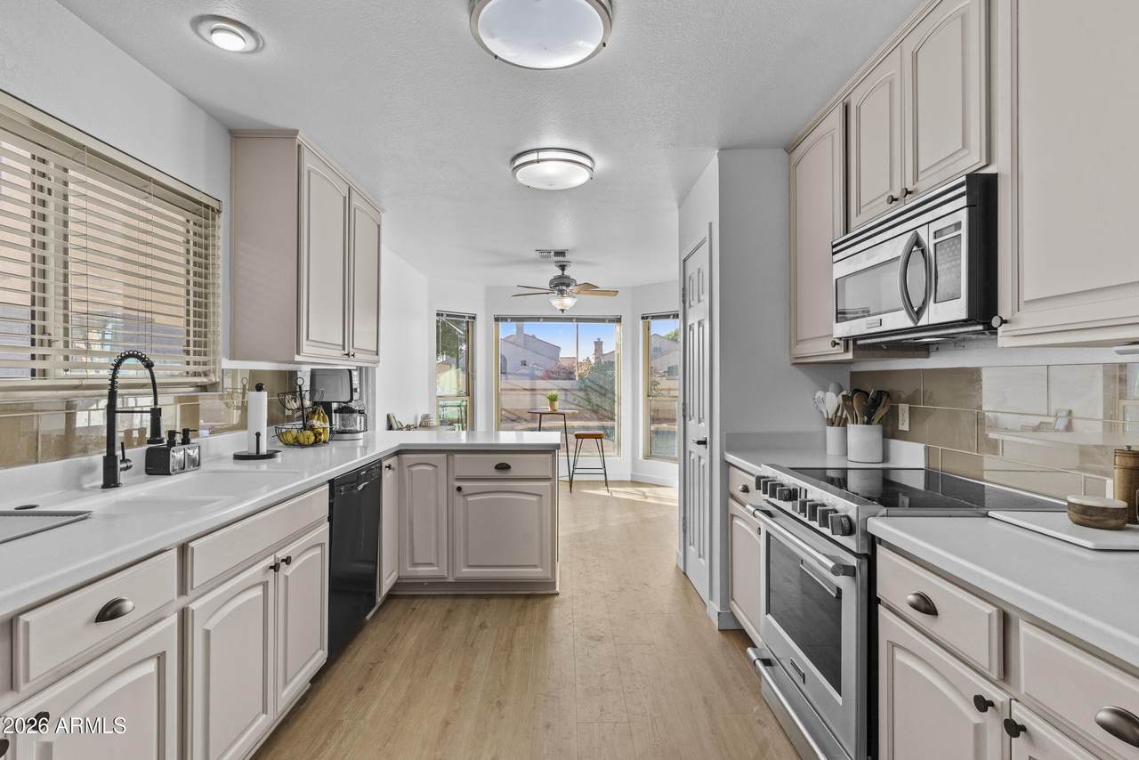 3925 Wildwood Drive - Photo 1