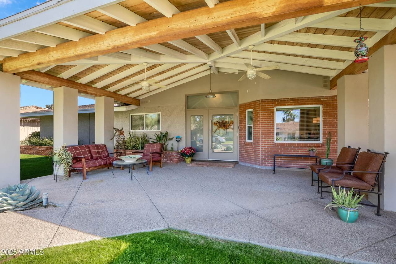 7119 6TH Avenue - Photo 1