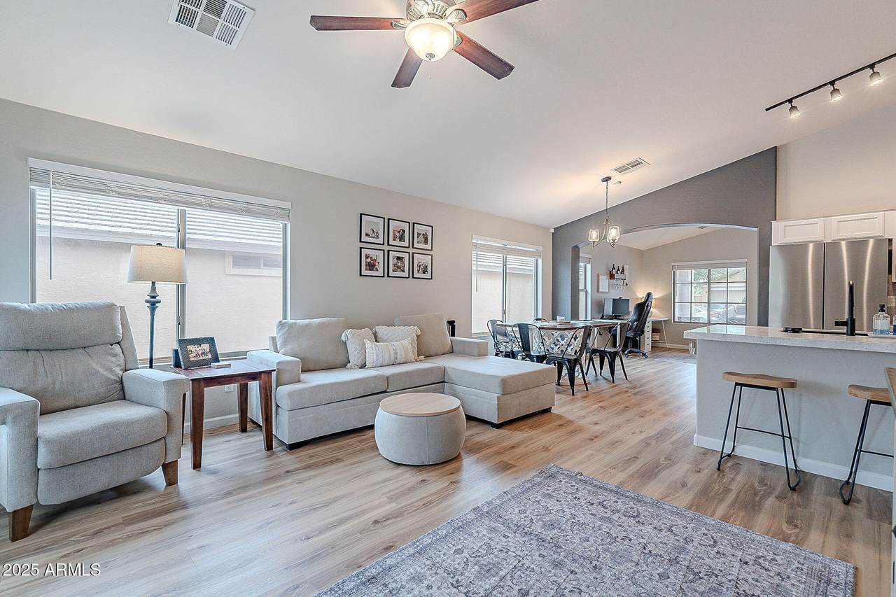 2574 Sawtooth Way - Photo 1