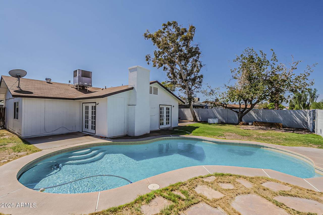 834 Julie Drive - Photo 1