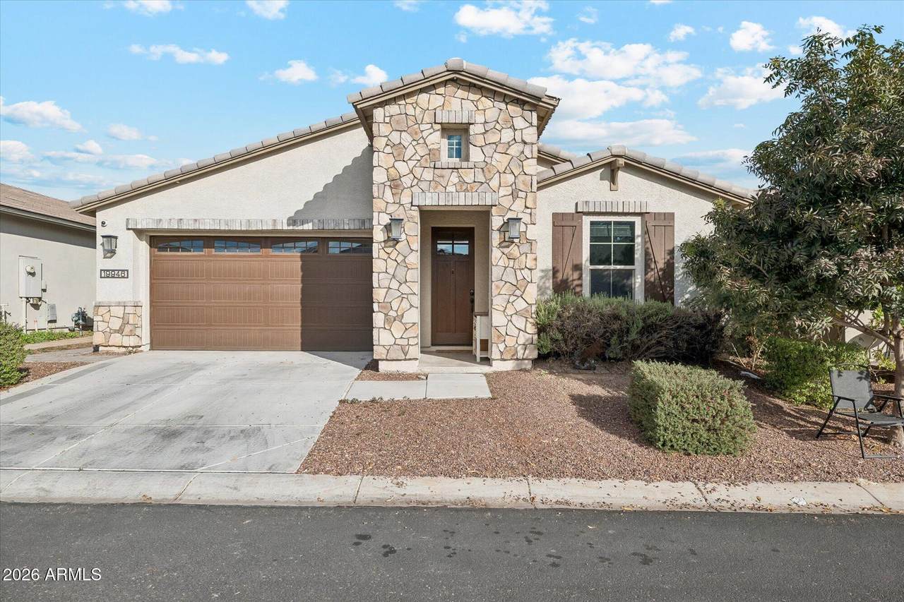 19946 W Glenrosa Drive Drive - Photo 1