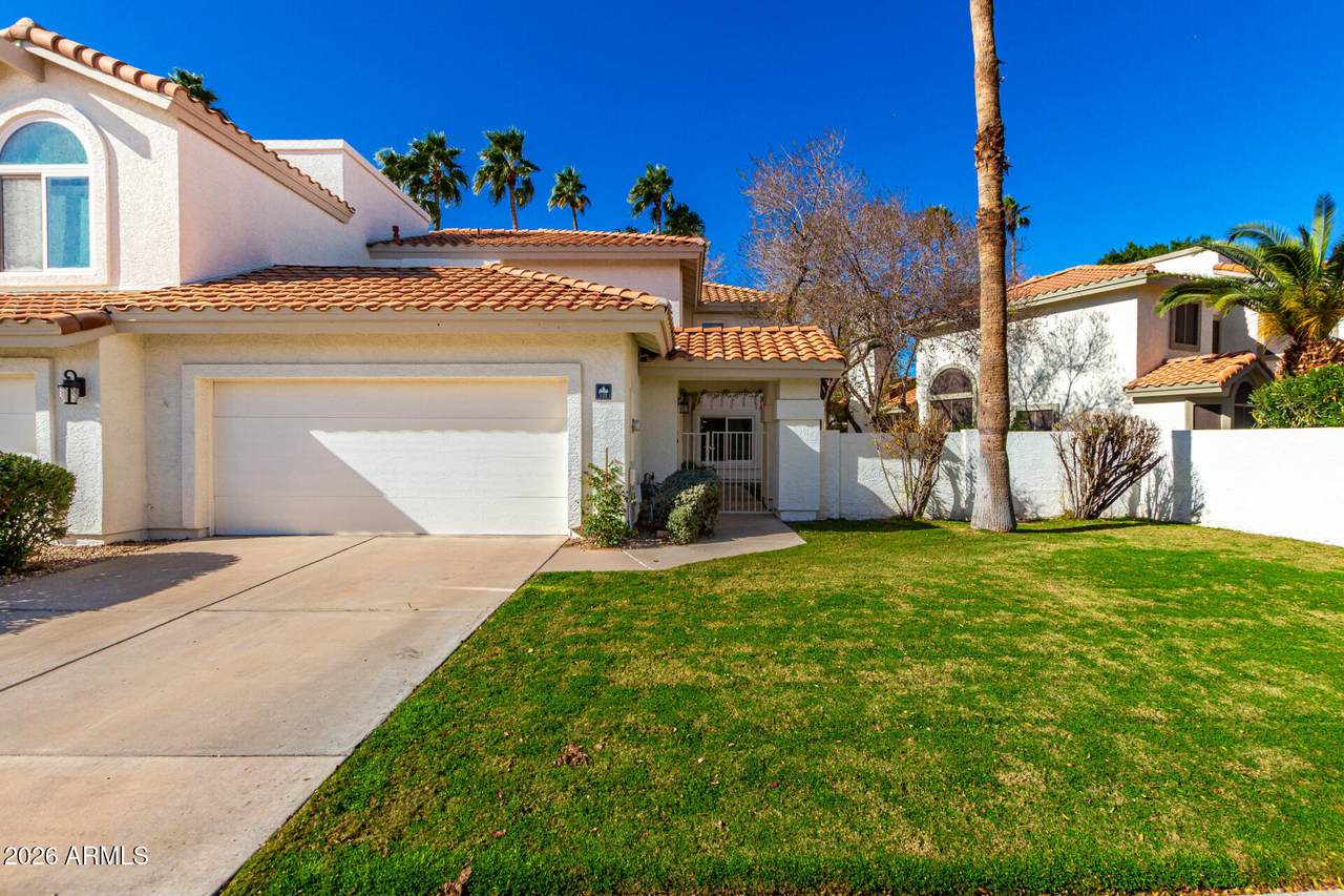522 Marina Drive - Photo 1