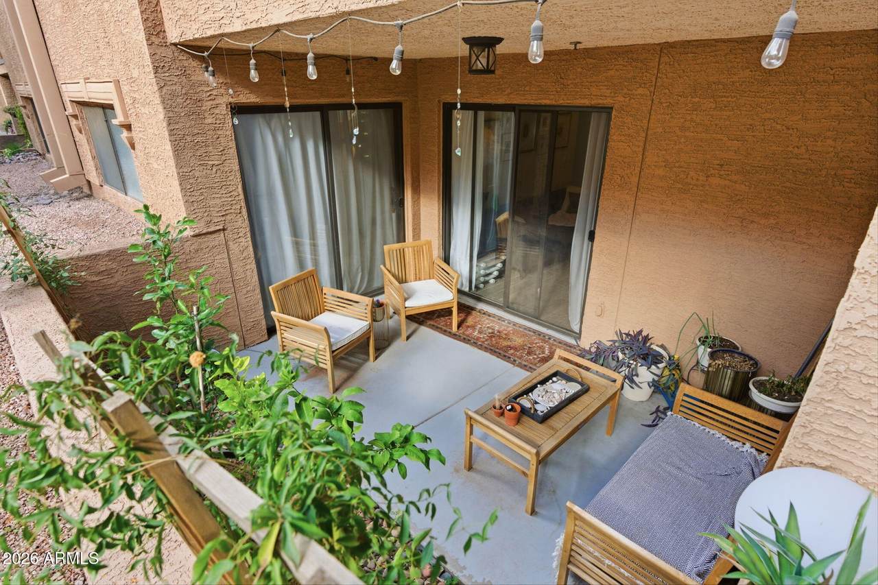 3031 Civic Center Plaza - Photo 1